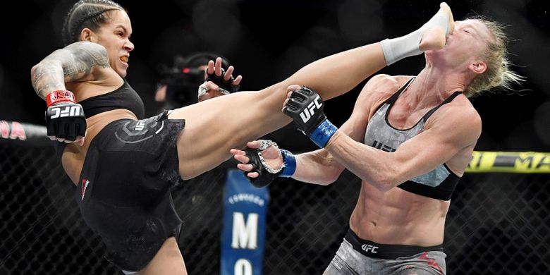 Ikon Lgbt Amanda Nunes Menang Tko Atas Puteri Pendeta