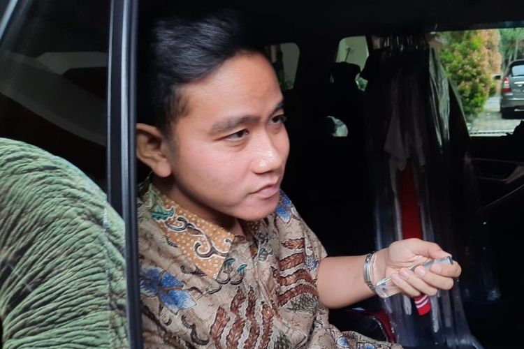 Wali Kota Solo Gibran Rakabuming Raka di Balai Kota Solo, Jawa Tengah, Selasa (11/4/2023).