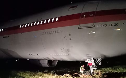 Garuda Indonesia's A330 Veers Off Runway in Makassar’s Hasanuddin Airport