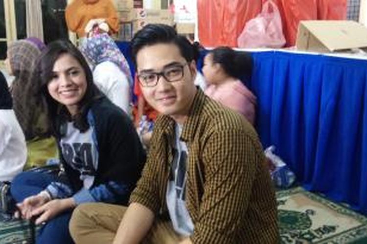 Nycta Gina dan Rizky Kinos menggelar syukuran ulang tahun mereka berdua di Panti Asuhan Harapan Remaja, Jakarta Timur, Selasa (3/11/2015) malam.