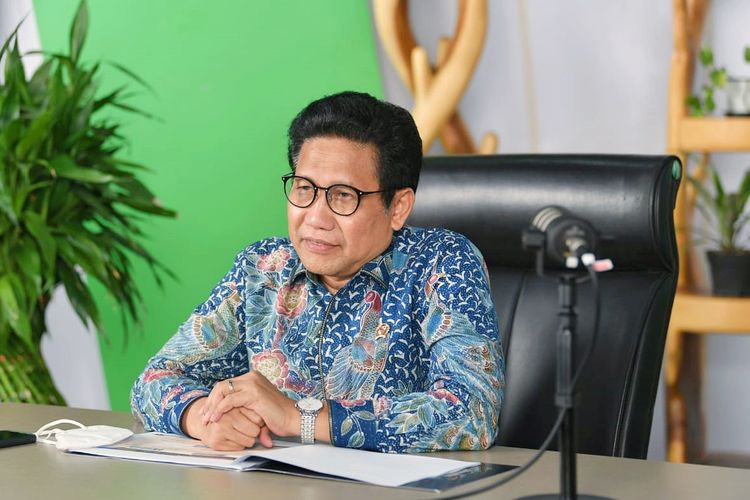 Menteri Desa, Pembangunan Daerah Tertinggal dan Transmigrasi (Menteri Desa PDTT) Abdul Halim Iskandar (Gus Halim) saat mengisi kuliah online pada Kamis (8/7/2021).