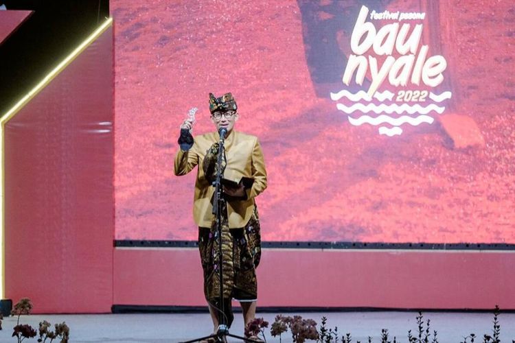 Suasana opening cereminial Event Bau Nyale yang dibuka Oleh Sandiaga Salahuddin Uno