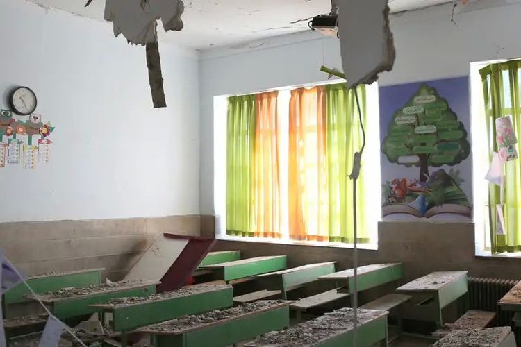 Seluruh Sekolah di Iran Ditutup Imbas Perang, Bangunan Rusak Diserang AS-Israel