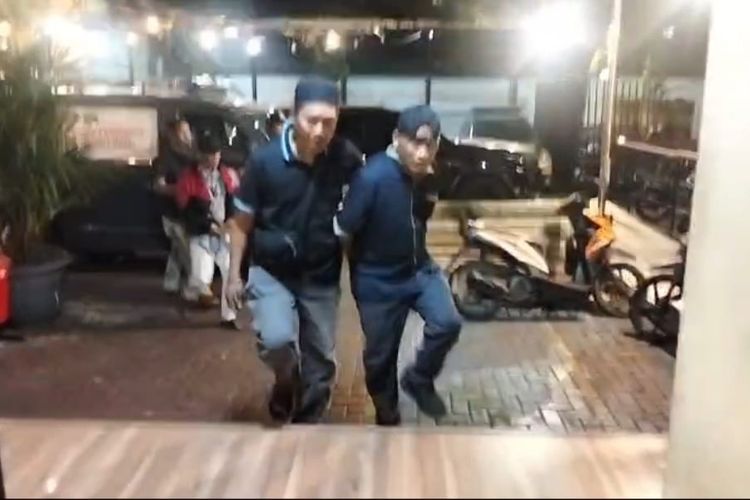 Pura-Pura Cari Motor untuk Istri, Pria di Jakbar Curi Honda PCX dari Showroom di Tambora