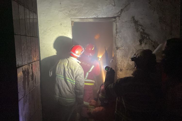 Pasar Besar Malang Terbakar, Diduga karena Korsleting Listrik