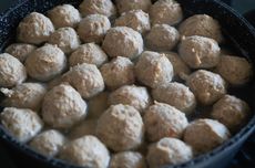 Pedagang Mi dan Bakso Didorong untuk Jualan Online