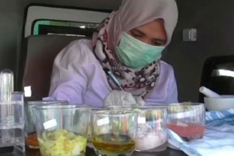 Makanan Takjil Mengandung Tekstil Pakaian Ditemukan Di Majene