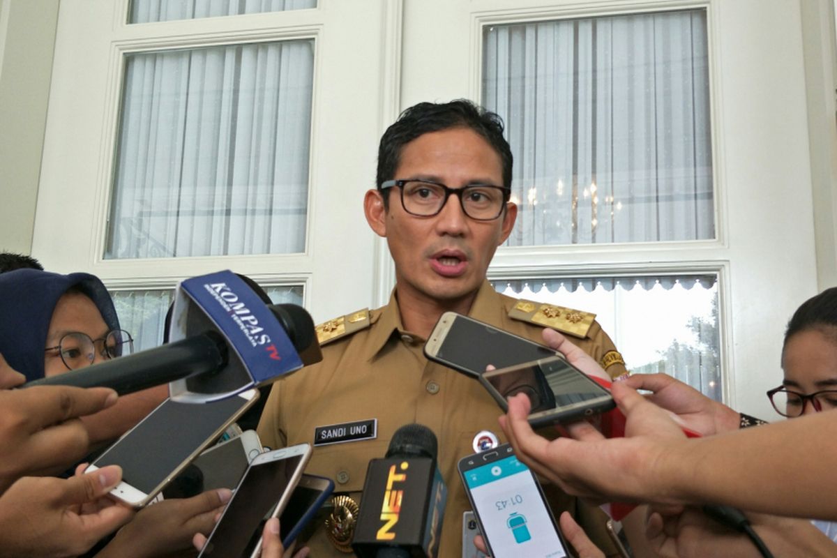 Wakil Gubernur DKI Jakarta Sandiaga Uno di Balai Kota DKI Jakarta, Jalan Medan Merdeka Selatan, Senin (27/11/2017).