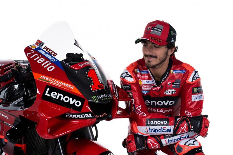Francesco Bagnaia menggunakan nomor start 1 pada Ducati Desmosedici GP23 untuk MotoGP 2023