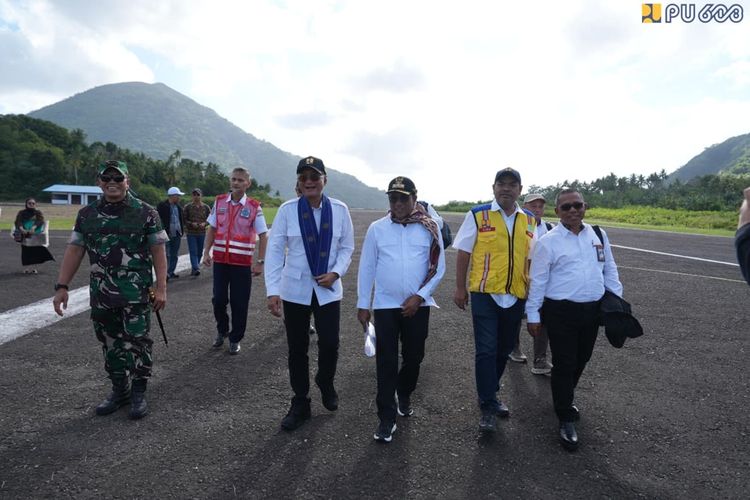 Jalan di Banda Neira Dibenahi, Bajaj Listrik Jadi Transportasi Wisata