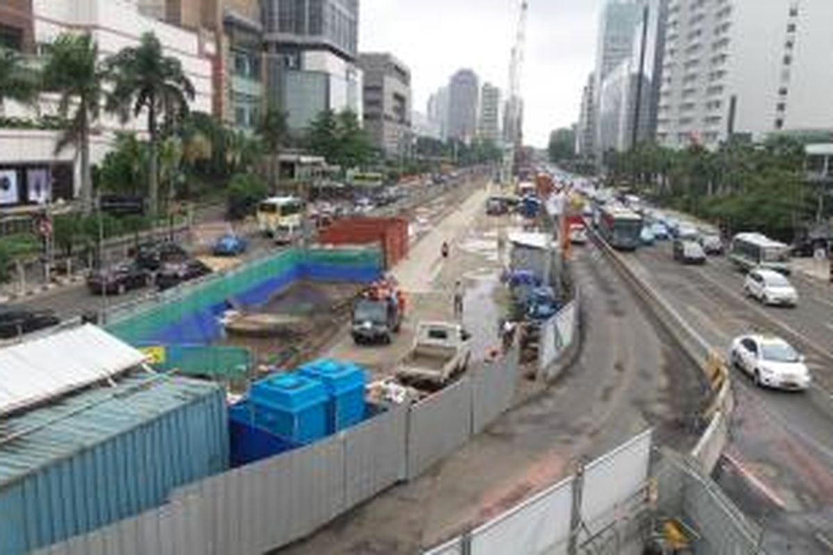 Situasi terkini di lokasi pembangunan MRT di Jalan Thamrin, tepatnya di sekitar Bundaran HI, Rabu (11/2/2015)