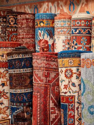 Selain sprei, ada banyak kado pernikahan yang berkesan dan terpakai. Dari chopper, vacuum cleaner, hingga karpet estetik, ini 12 rekomendasinya.
