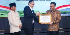 Program Desa Mandiri Sampah Antarkan Gubernur Luthfi Raih Penghargaan CSR dan PDB Awards 2026