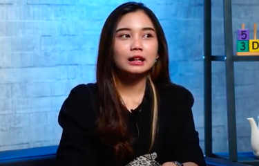 Mantan member JKT48, Yuri saat berbincang dengan Chef Arnold