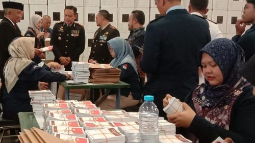 Jelang Pilkada 2024, Begini Suasana Gudang Surat Suara di KPU Kota Batu dan Malang