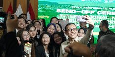 Menteri Karding Lepas 55 Perawat Universitas Binawan ke Austria, Titip Pesan Bawa Pulang Pengetahuan Baru