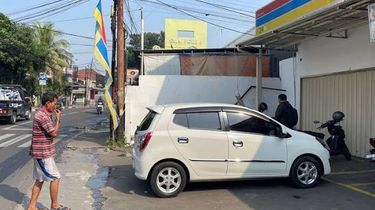 Juru Parkir Liar Minimarket: Dilema Penertiban & Solusi Ekonomi