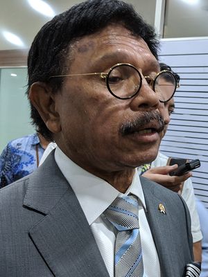 Menteri Komunikasi dan Informatika Johnny G Plate di sela acara Rapat Dengar Pendapat di Komisi I DPR, Selasa (5/11/2019).