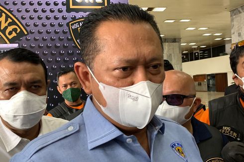 Ketua MPR Desak Pemerintah Jelaskan Alasan Kenaikan Tarif ke Borobudur