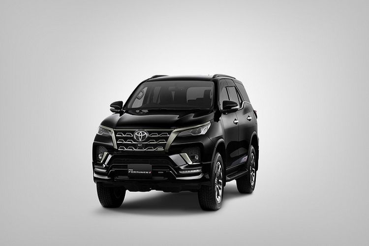 Toyota Fortuner Gazoo Racing (GR) Sport.