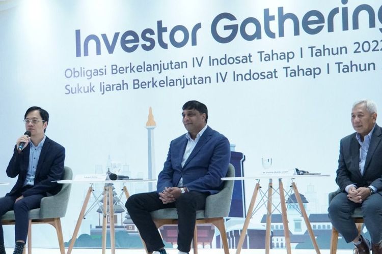 Investor gathering Indosat Ooredo Hutchinson. 