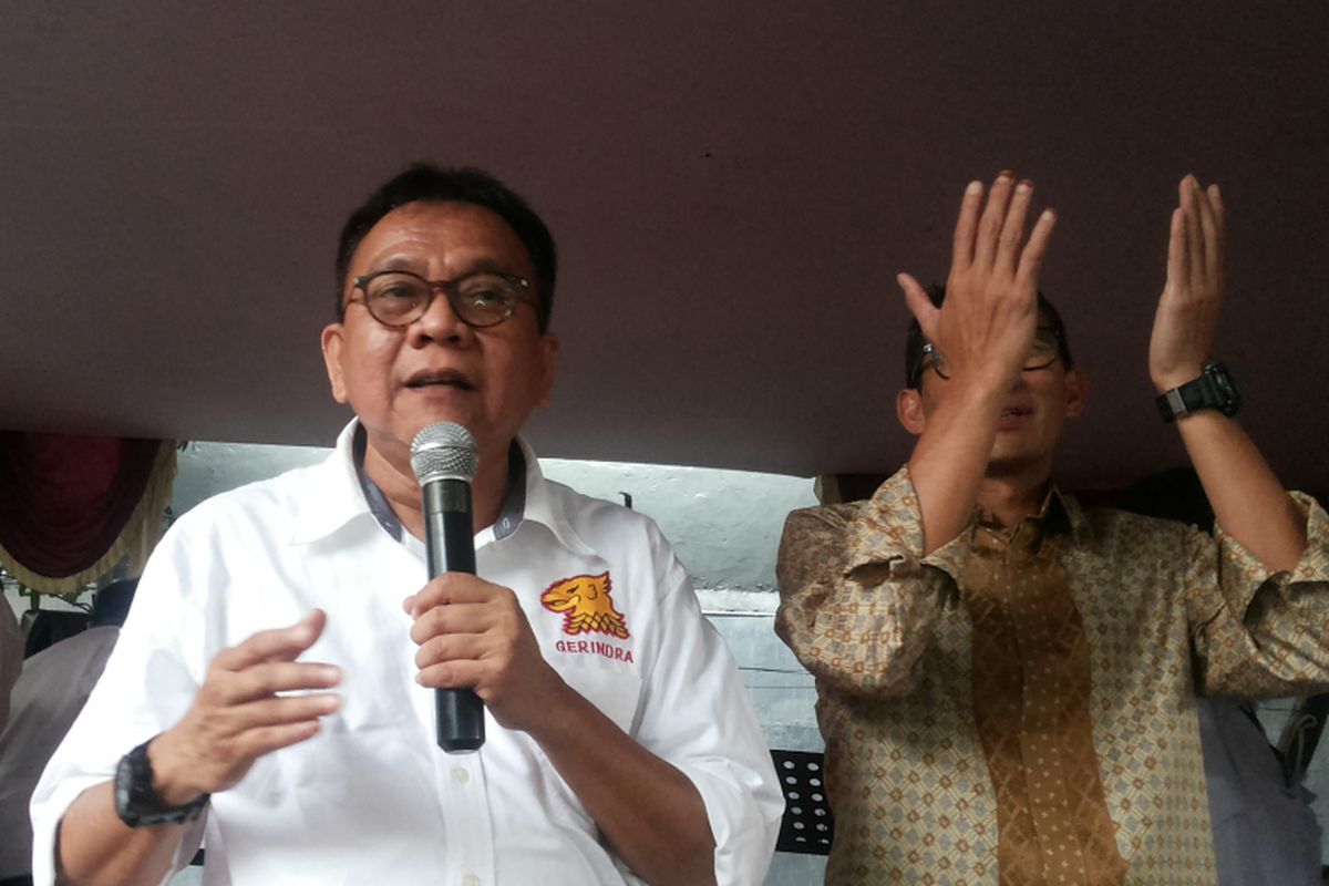 Wakil Ketua DPRD DKI Jakarta Mohamad Taufik saat berbicara dalam sebuah acara yang digelar di Kantor DPW Partai Gerindra Jakarta Pusat, Kamis (27/4/2017).