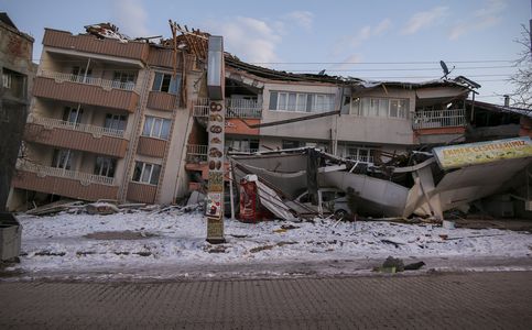 One Indonesian Killed, 2 Others Remain Unreachable in Turkey Quake