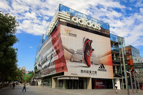 Adidas Raup Pendapatan Rp 86 Triliun Selama Kuartal 2 Tahun 2021