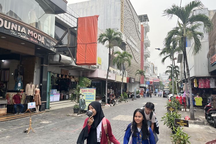 Revitalisasi Pasar Baru ala Myeongdong Dinanti Pedagang, Berharap Pembeli Kembali Datang