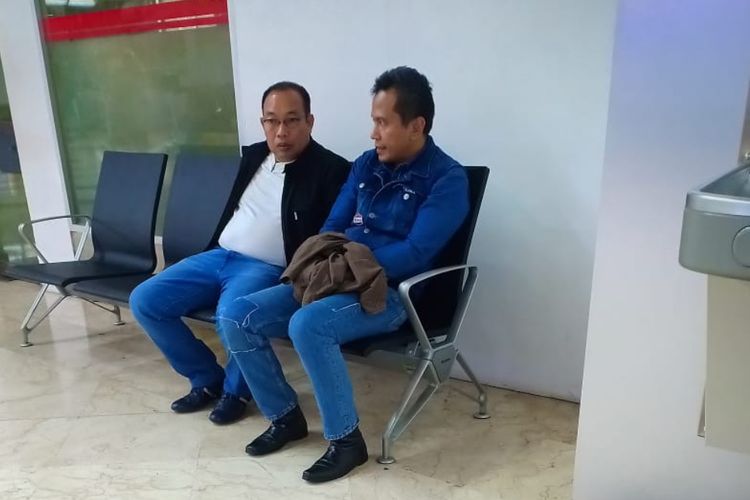 Mindo Tampubolon, mantan perwira menengah Polda Kepri yang menjadi terpidana seumur hidup atas keterlibatannya dalam kasus pembunuhan sadis istrinya sendiri, Putri Mega Umboh 9 tahun yang lalu.  Akhirnya, sekitar pukul 21.30 WIB, Selasa (25/6/2019) berhasil ditangkap.