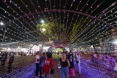 BERITA FOTO: Asyiknya Taman Lampion dan Permainan Rakyat di Jakarta Fair