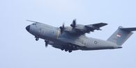 TNI AU Kerahkan Hercules dan A400M Angkut 33,7 Ton Bantuan ke NTT