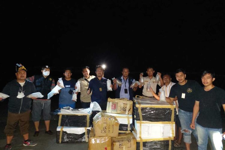 70.000 benih lobster asal Jawa Barat yang hendak diselundupkan ke Jambi berhasil digagalkan oleh jajaran Satreskrim Polres Musi Rawas, Sumatera Selatan.