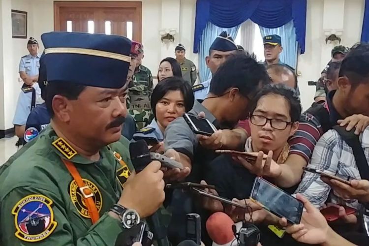 Panglima TNI Marsekal Hadi Tjahjanto di Halim Perdanakusuma, Jakarta, Rabu (20/12/2017).