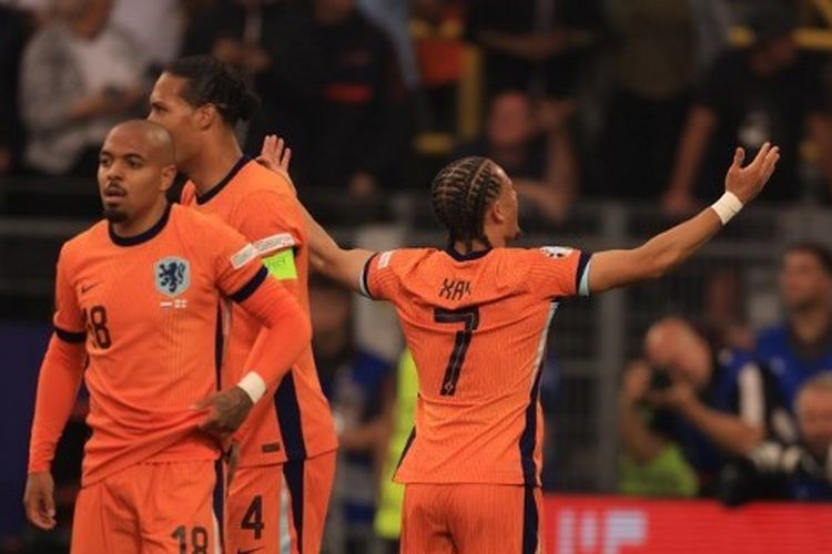 Rekor Gol Roket Xavi Simons, Harry Kane 