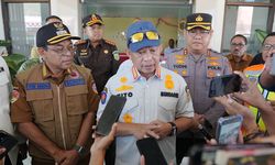 Tiba di Ende, Mendagri Tito Cek Dampak Gempa dan Kebutuhan Pemulihan