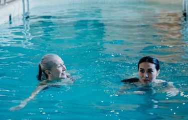 Tips Berenang Aman untuk Penderita Diabetes