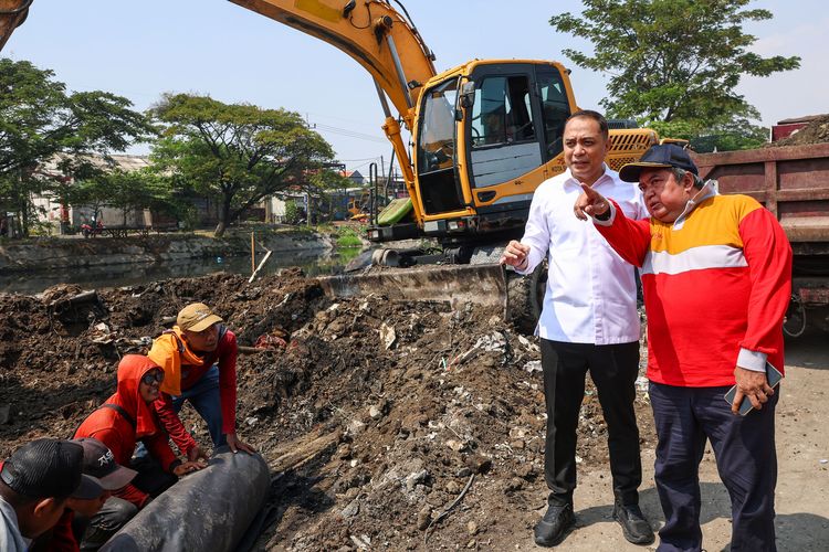 6 Bangunan di Atas Aset Pemkot Surabaya Dibongkar, 3 Masih Dihuni