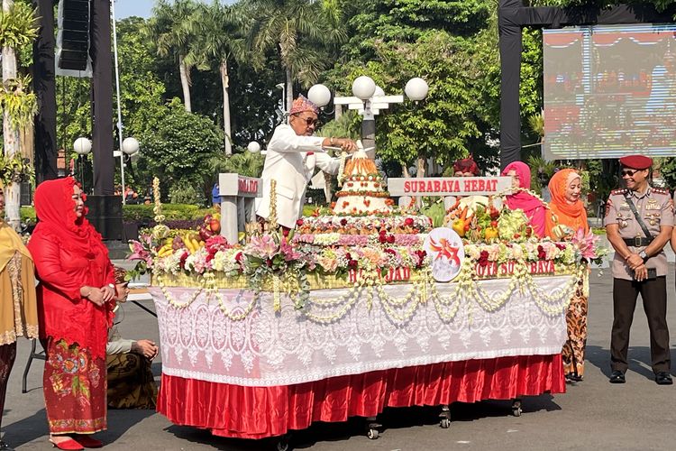 Armuji Soroti Dampak Konflik Global, Klaim Ekonomi Surabaya Justru Tumbuh