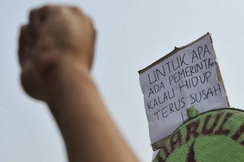 Demo, Warga Tolak Penerapan Sistem Berbayar untuk Masuk Industri Pulogadung