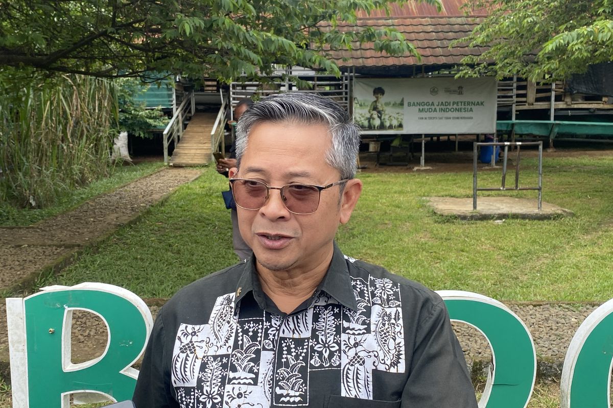 Kepala Dinas Pemberdayaan Masyarakat dan Desa (DPMD) Jawa Barat, Mochamad Ade Afriandi saat ditemui awak media di Purwasari Kecamatan Cicurug, Kabupaten Sukabumi, Kamis (28/8/2025) siang.