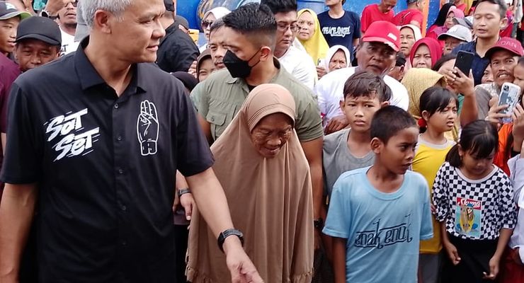 Prabowo Dilaporkan soal Akun X Kemenhan, Ganjar: Saya Sarankan Mundur