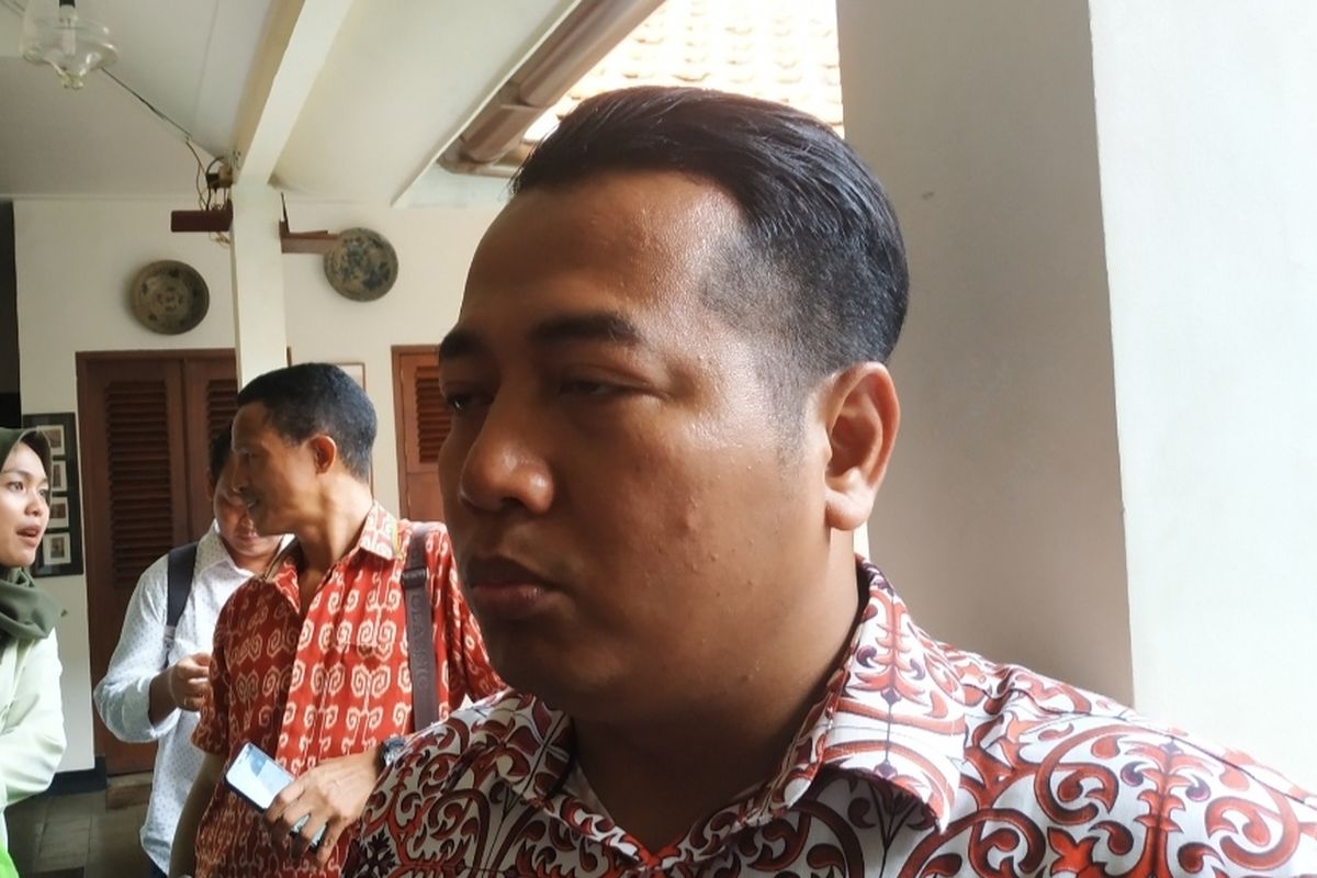 Direktur Eksekutif Parameter Politik Adi Prayitno, usai mengisi diskusi di bilangan Cikini, Jakarta Pusat, Senin (25/11/2019).