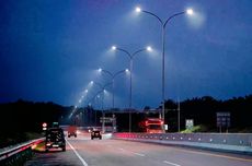 Ruas Tol Trans-Sumatera Dilengkapi 3.704 PJU Lampu Pintar