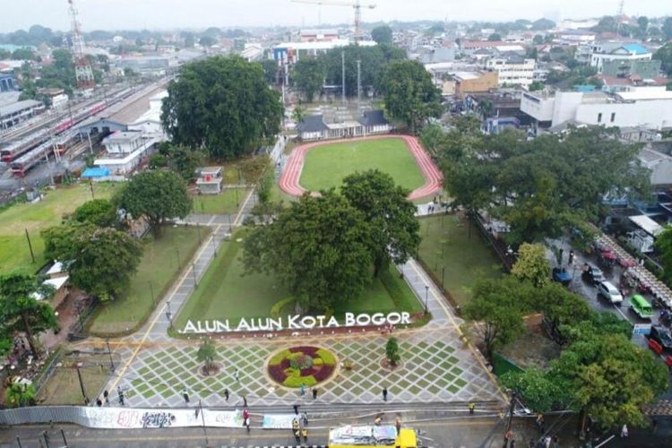 Wajah Alun-alun Kota Bogor setelah diresmikan pada Jumat (17/12/2021).