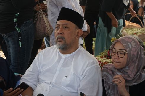 Sambil Menangis, Indro Warkop Ceritakan Kenangan bersama Istri