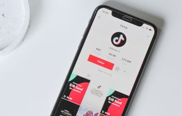 Cara menonaktifkan status aktivitas di TikTok.