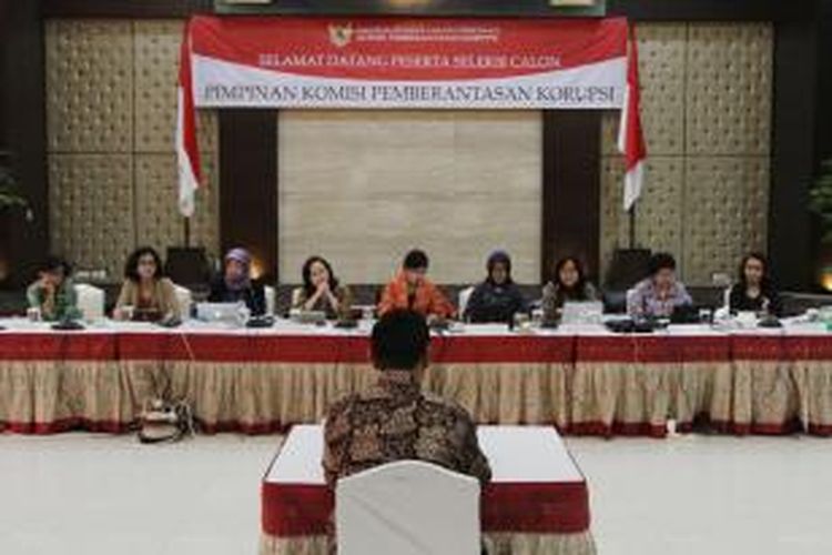 Panitia seleksi calon pimpinan KPK melakukan seleksi tahap akhir, yakni tes wawancara terbuka bagi 19 calon selama tiga hari hingga 26 Agustus mendatang, di kantor Kementerian Sekretariat Negara, Jakarta Pusat, Senin (24/8/2015).