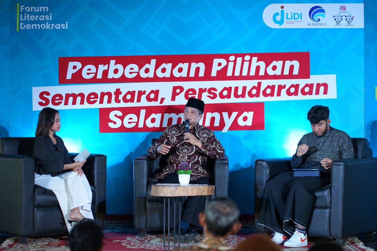 Sosialisasi pasca-Pemilu Damai 2024 dalam balutan Forum Literasi Demokrasi dengan tema ?Perbedaan Pilihan Sementara, Persaudaraan Selamanya? di Kota Bengkulu, Rabu (20/3/2024).