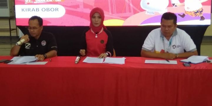 Ketua Deputi I Panitia Daerah Asian Games Akhmad Yusuf saat memberikan keterangan rute obor Asian Games yang akan diarak di Palembang, besok.